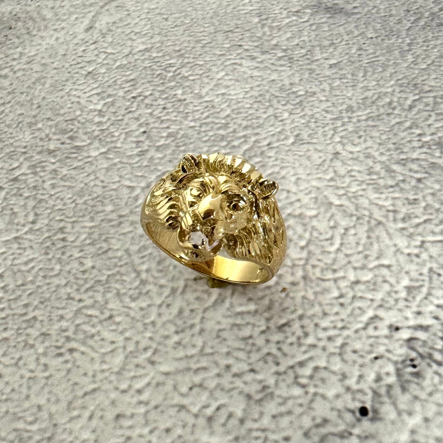 Large Lion Head Ring